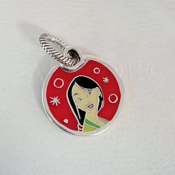 Pandora Princess Half Marathon Charm - Run Disney Mulan 13.1K Pendant Cham - Picture 1 of 4